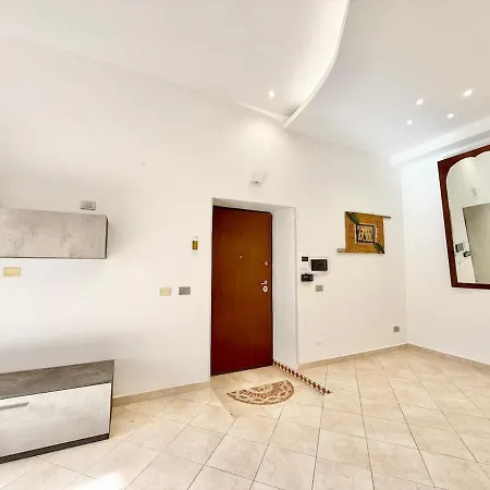 Piazza Pia Apartment *